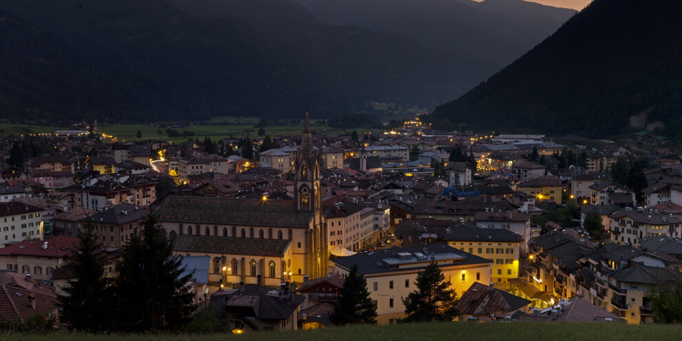 The Nave d’Oro (meaning Golden Ship): the small Grand Hotel of Science