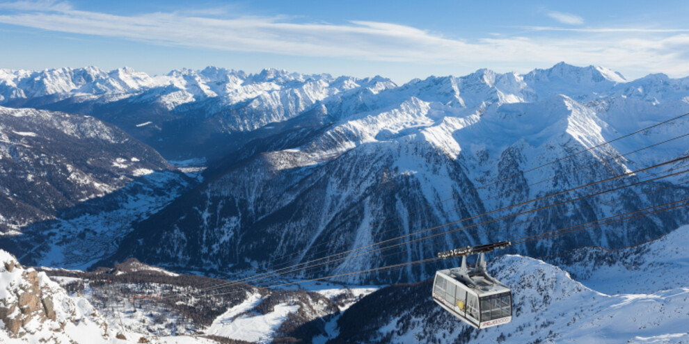 All information on the Ski Resort Pejo with trail map, webcams and snow report