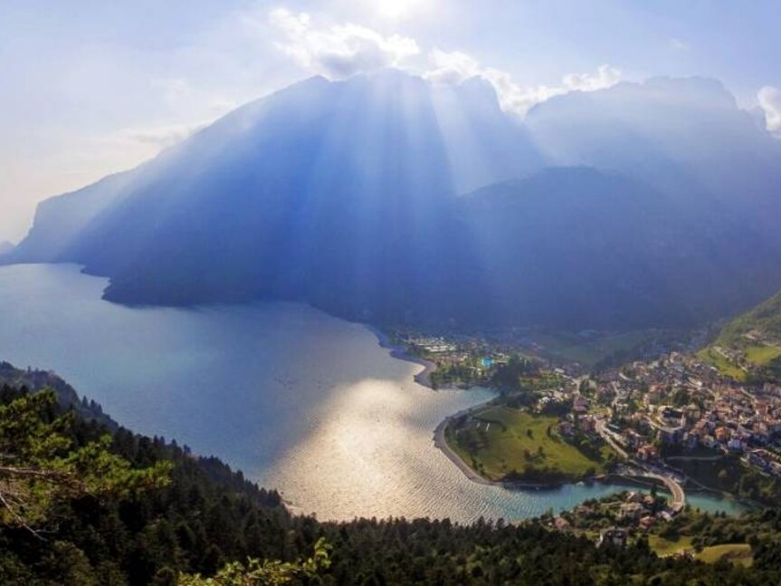 Lake Molveno, a natural oasis away from the city, surrounded by the Dolomites