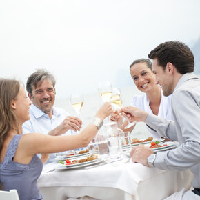 Aperitiv s výhledem na jezero