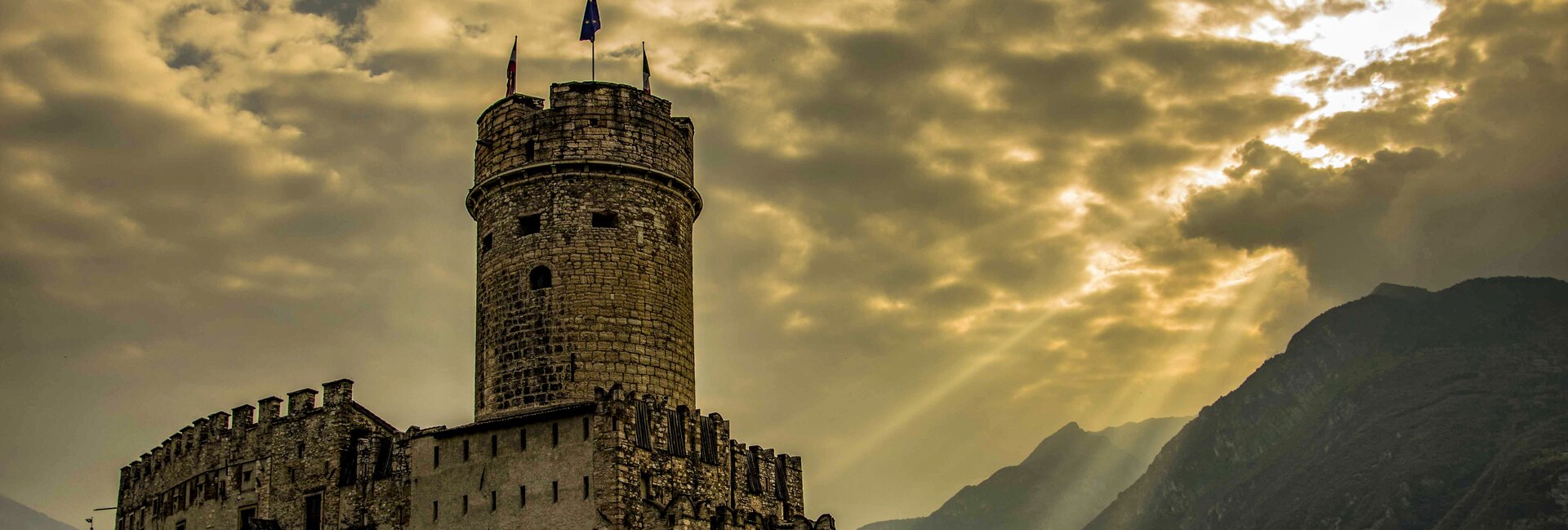 Trento - Castello del Buoncosiglio - Buonconsiglio Castle | © sara-lorenzini-instawalk-trento18