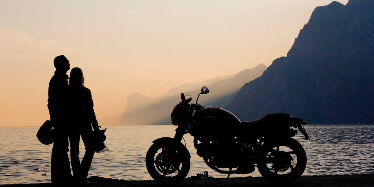 Motorcycle holidays in Trentino: an adventure on the most beautiful roads of the Dolomites