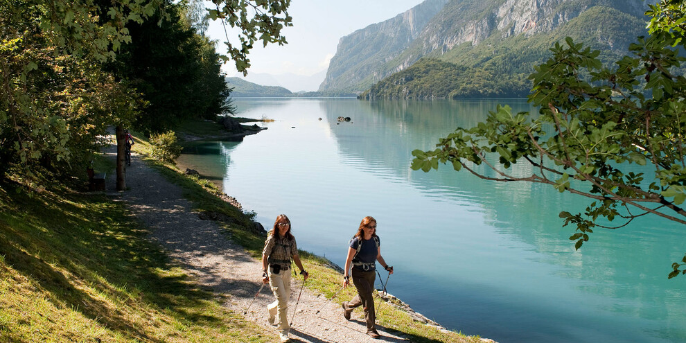 Lake Molveno walks