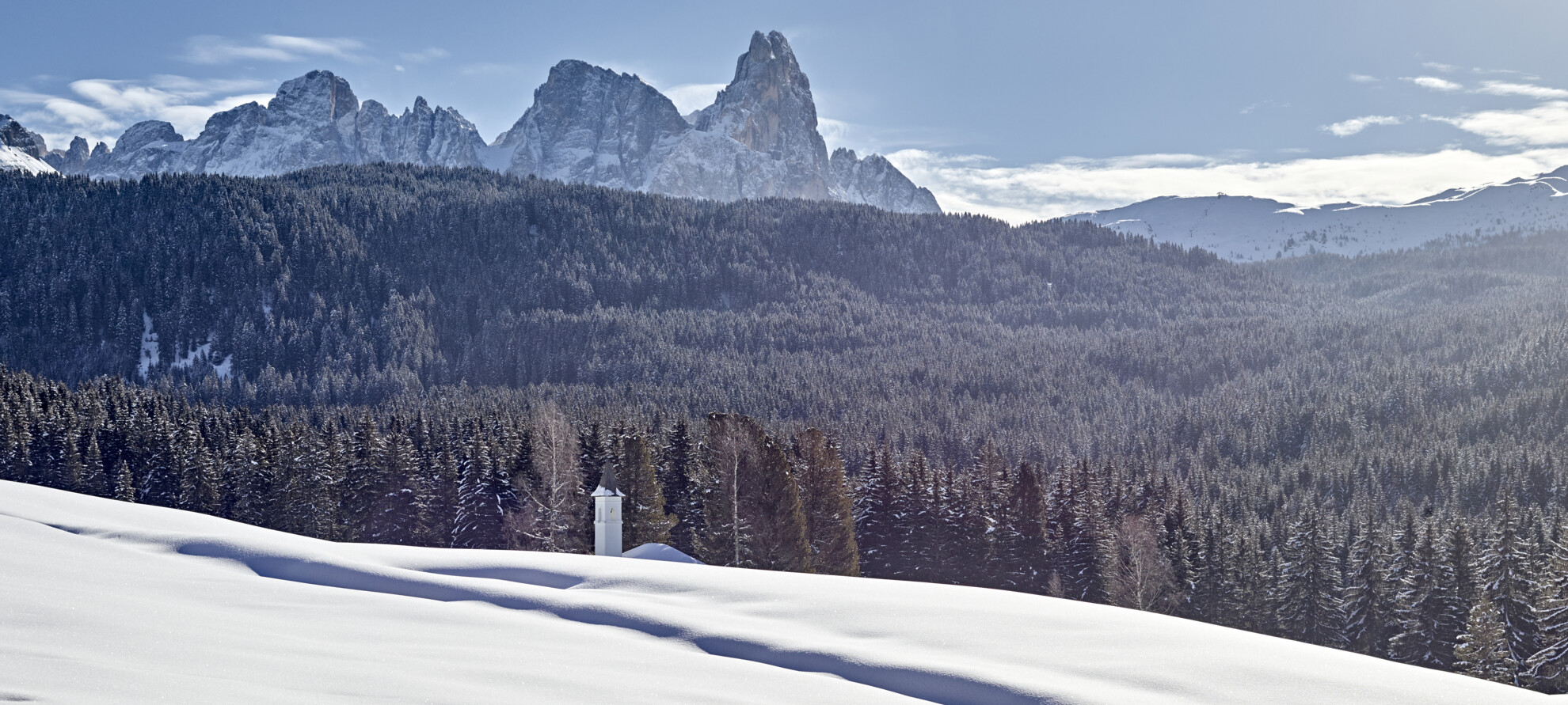 Le Dolomiti coperte di bianco