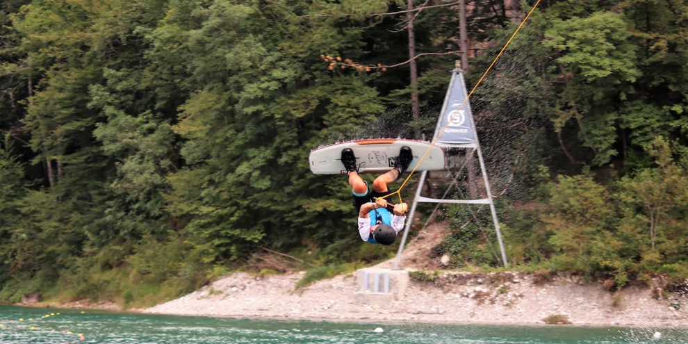 Wakeboarding in Ledro