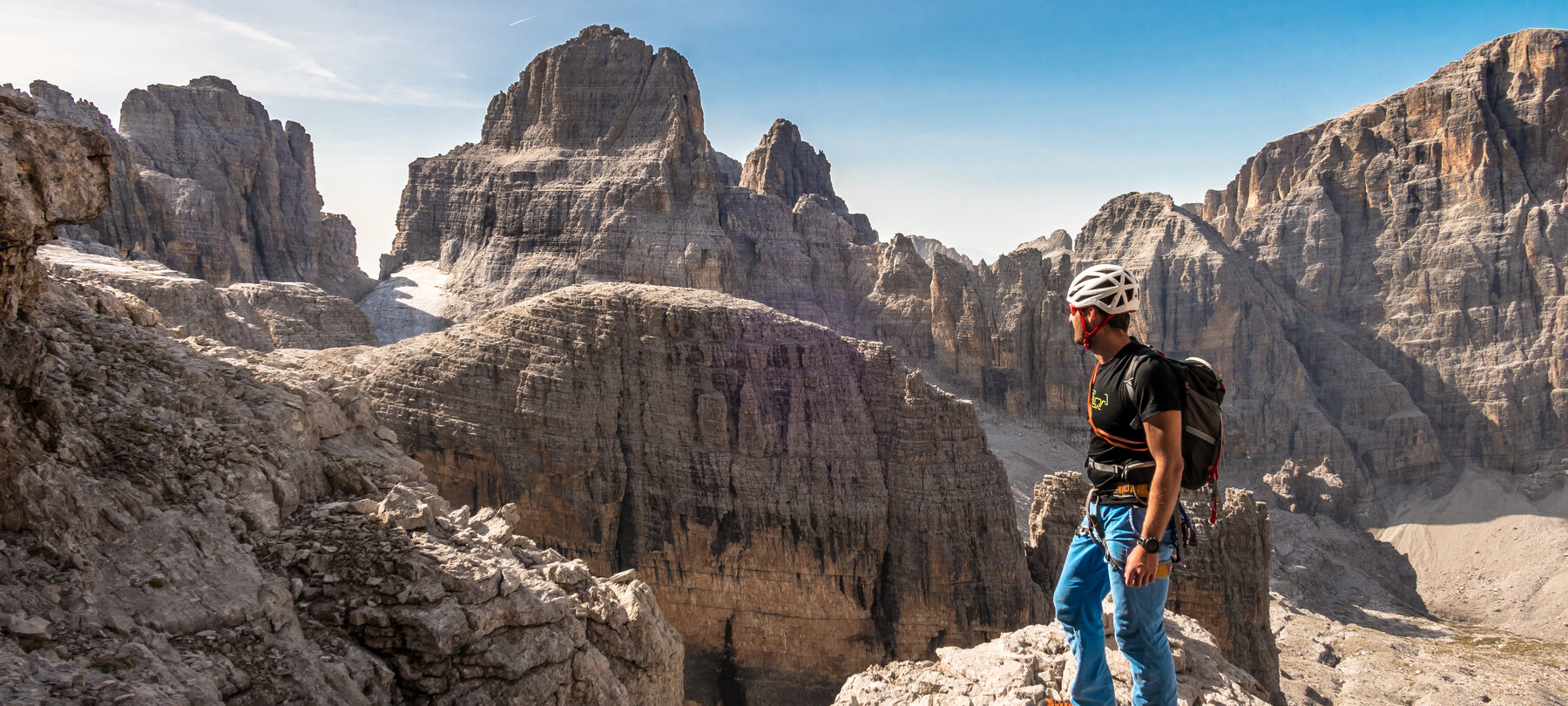 Mountaineering in the Dolomites: the Via delle Normali