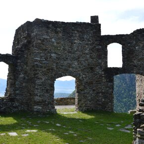 Von Bresimo zum Castello d'Altaguardia | © APT Val di Non 