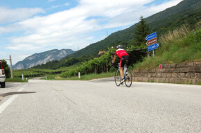 The Avisiane hills. Cycling towards San Michele all’Adige | © Consorzio Turistico Piana Rotaliana Königsberg