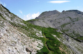 SALITA AL MONTE CAREGA - VISITROVERETO | © APT Rovereto Vallagarina Monte Baldo