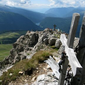 Trekking del Cristo Pensante. | © TRACCIAtour srl