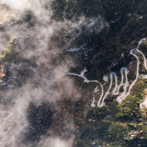 Le serpentine lungo la vecchia strada militare di Tremalzo | © Garda Trentino 