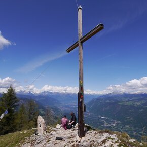 Gantkofel cross with a view towards Bolzano | © Outdooractive Premium