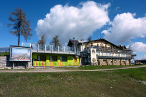 Walk from Rifugio Albasini to Malga di Dimaro | © APT Valli di Sole, Peio e Rabbi