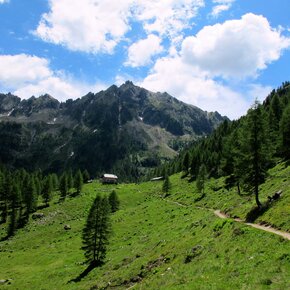 Hike to Rifugio Caldenave Claudio e Renzo | © APT Valsugana e Lagorai