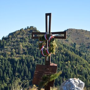 Cross below Pichea | © Garda Trentino