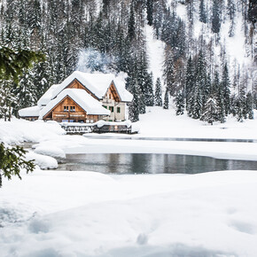 Nambino lake and refuge | © APT Madonna di Campiglio, Pinzolo, Val Rendena