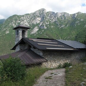 Chiesa di San Giovanni - Bivacco Arcioni | © Garda Trentino
