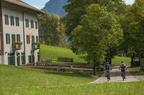 Sotto passo Daone, a Villa Santi | © APT Madonna di Campiglio, Pinzolo, Val Rendena