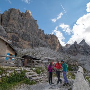 Rifugio Tuckett, along the Dolomiti di Brenta Trek | © APT Madonna di Campiglio, Pinzolo, Val Rendena