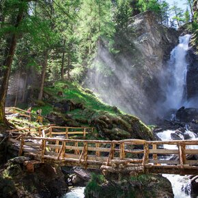 Saènt Waterfalls in Val di Rabbi | © APT Valli di Sole, Peio e Rabbi