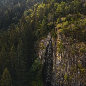 Cascata Sass Pisador | © APT Valli di Sole, Peio e Rabbi