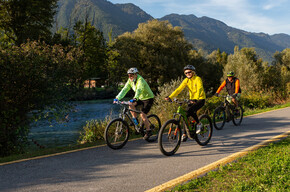 Dem Fluss Chiese entlang | © Madonna di Campiglio Azienda per il Turismo 