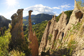 A panoramic terrace on the Piramidi di terra | © APT Trento 
