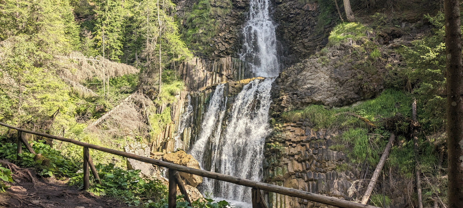 Mortic basalt waterfalls ©Archivio APT Val di Fassa | © APT Val di Fassa