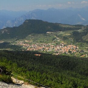 view of Ronzo and Garda from Monte Biaena | © Garda Trentino