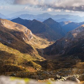 Open valley seen from the foothills of Bruffione summit | © Madonna di Campiglio Azienda per il Turismo 