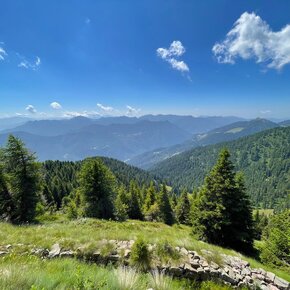The Ledrensi Alps and Gardesane Prealps seen from the summit of Pissola | © Madonna di Campiglio Azienda per il Turismo 