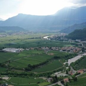 Ring of Sopra Besenello for Val dei Vignai | © APT Rovereto Vallagarina Monte Baldo
