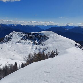 Cima Rive (left) and Dos di Laven (right). | © APT Madonna di Campiglio, Pinzolo, Val Rendena
