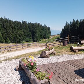 Hike from Spormaggiore to Malga Val dei Brenzi | © APT Dolomiti di Brenta e Paganella