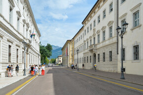 Palazzo Alberti Poja