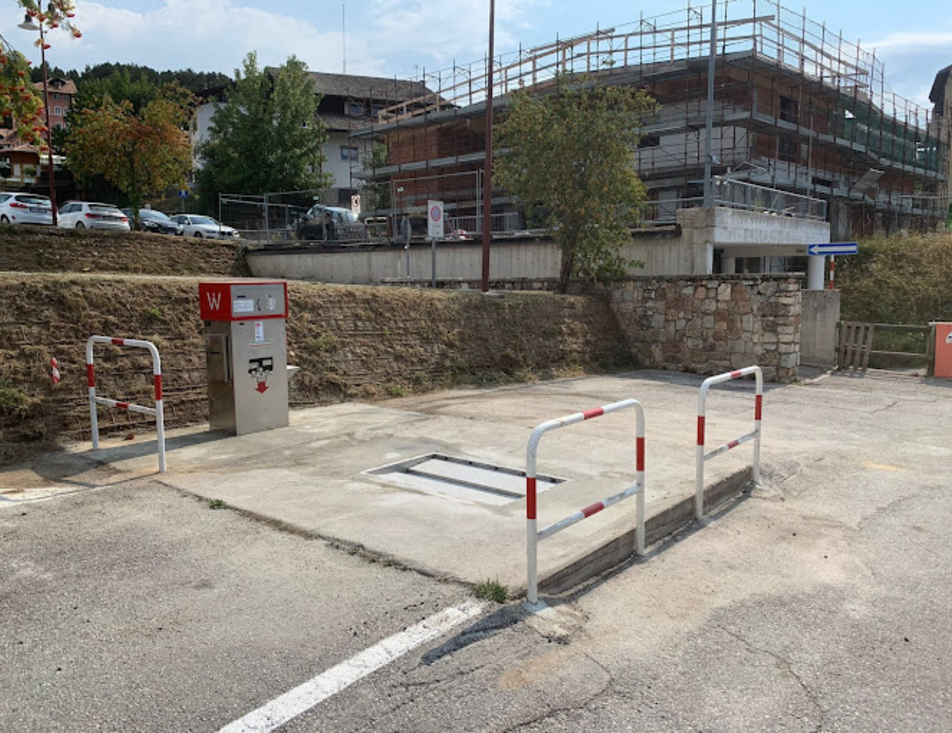 Piazzola di servizio ai Camper vicino ai Vigili del Fuoco
