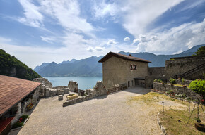 Valle del Chiese - Bondone - Castello San Giovanni