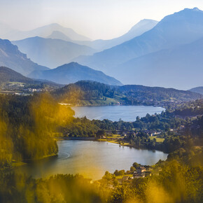 Lakes and hamlets