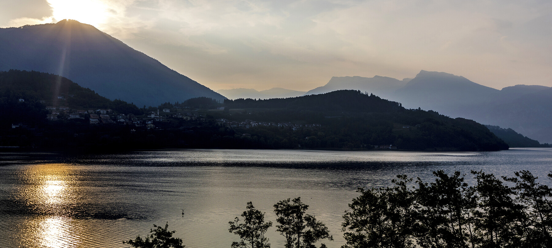 Romantic weekend: spend the night in a castle