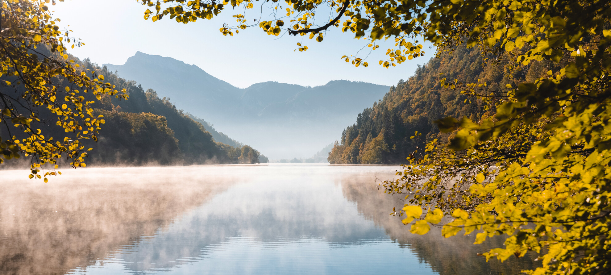 Valsugana - Lago di Levico - Panorama autunnale - Foliage | © Mathäus Gartner