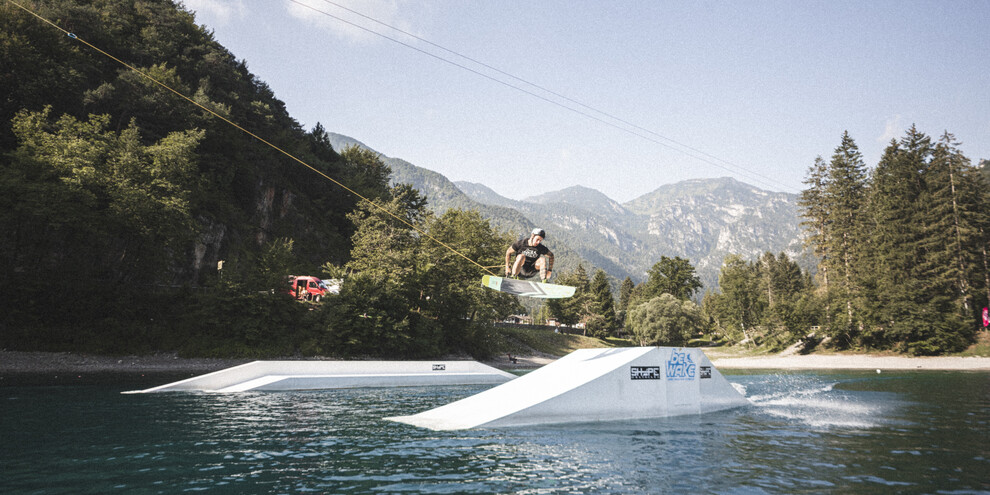 Heb je wakeboarding al eens geprobeerd?