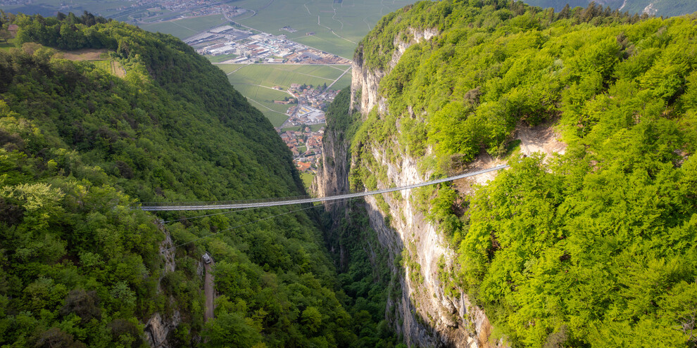 Brug op de Monte di Mezzocorona