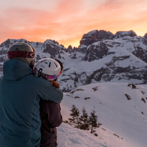Trentino Ski Sunrise - Doss Alpine Style
