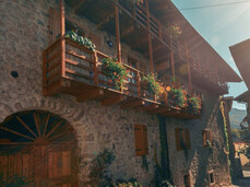 A visit to the village of San Lorenzo in Banale with the Greeters