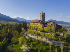 All aboard the Castle Train