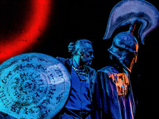 Alessio Boni and Antonella Attili take to the stage with "The Iliad: The Game of the Gods" - Teatro Sociale