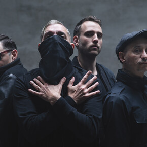 The music season at the Centro Santa Chiara opens with a bang. CASINO ROYALE takes to the stage at the Teatro SanbàPolis in Trento. The music season at the Centro Santa Chiara opens with a bang. CASINO ROYALE takes to the stage at the Teatro SanbàPolis in Trento.