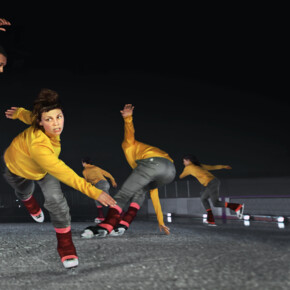 New performance at the Trento Ice Rink with the Canadian company Le Patin Libre and their ‘Murmuration’, an ice dance show of rare visual and emotional power - Trento Ice Rink