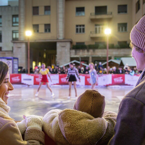 Eislaufen – Piazza Cesare Battisti