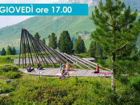 PILYOGA NEL PARCO DI RESPIRART: RILASSARSI TRA ARTE E NATURA IN QUOTA